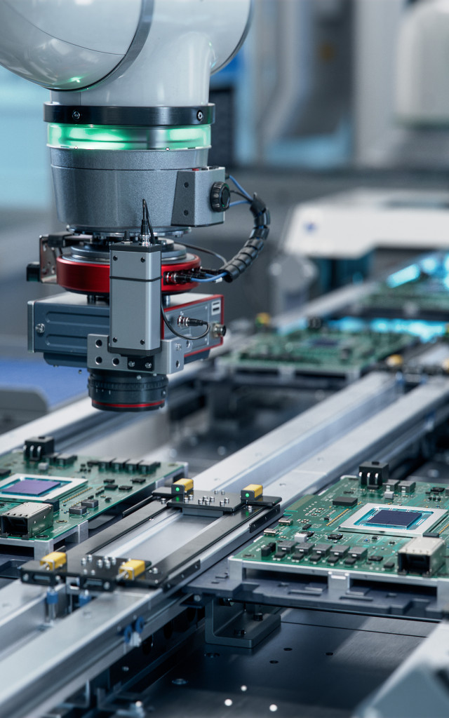 Robotic arm assembling products